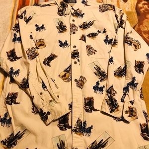 Western Button Down Shirt. White/Cream with Cowboy/West Scene. 1990’s